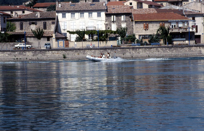 j3-Les_Roches_de_Condrieu_-_Tournon_283429.JPG