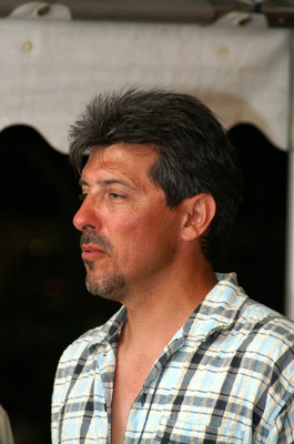 Portraits (77)
