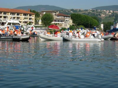 dimanche_19_juin_2005_Lyon_VNF-Les_Roches_281029.jpg